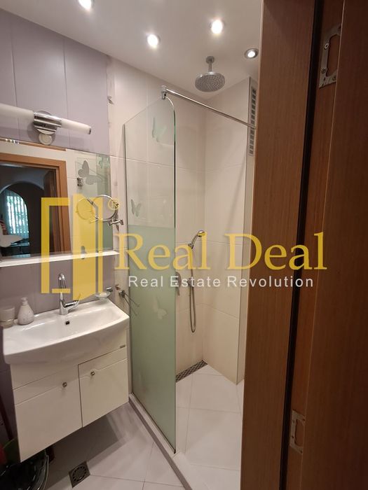 Дава се под наем Тристаен апартамент в София, Гео Милев - 68 кв.м за 750 € - Снимка #11