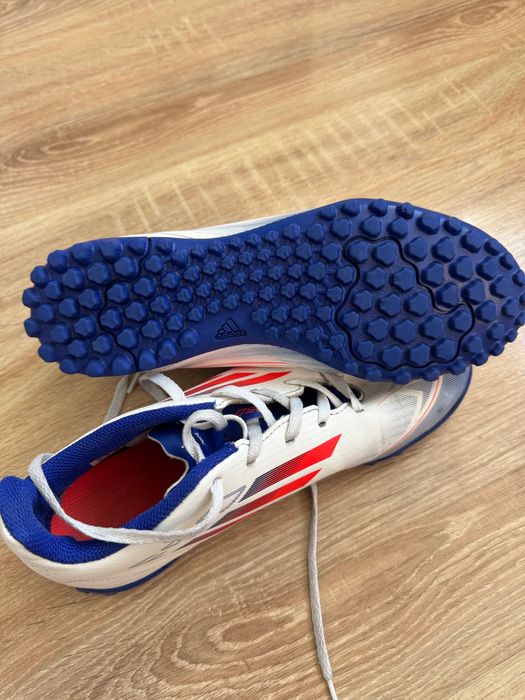 Adidas ghete fotbal teren sintetic, nr. 38