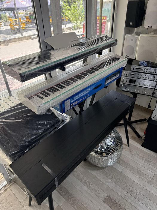 Продается пианино синтезатора