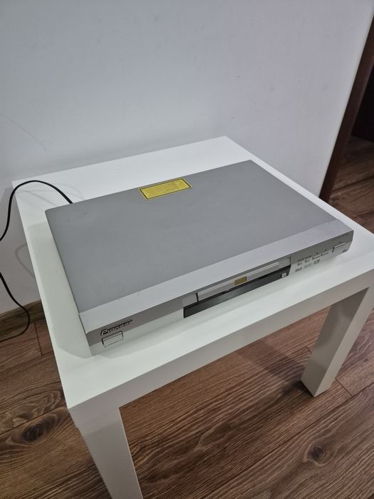 Pioneer DV 464 DVD Player