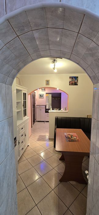 Închiriez apartament cu 2 camere Obcini