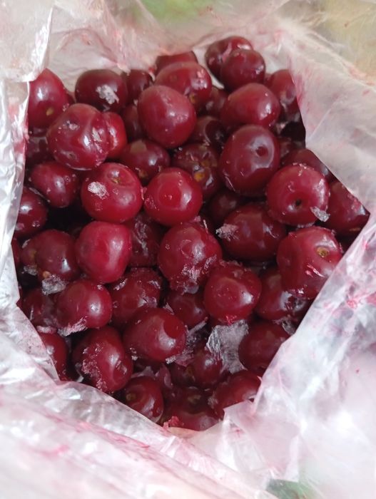 Продам вишню замороженную