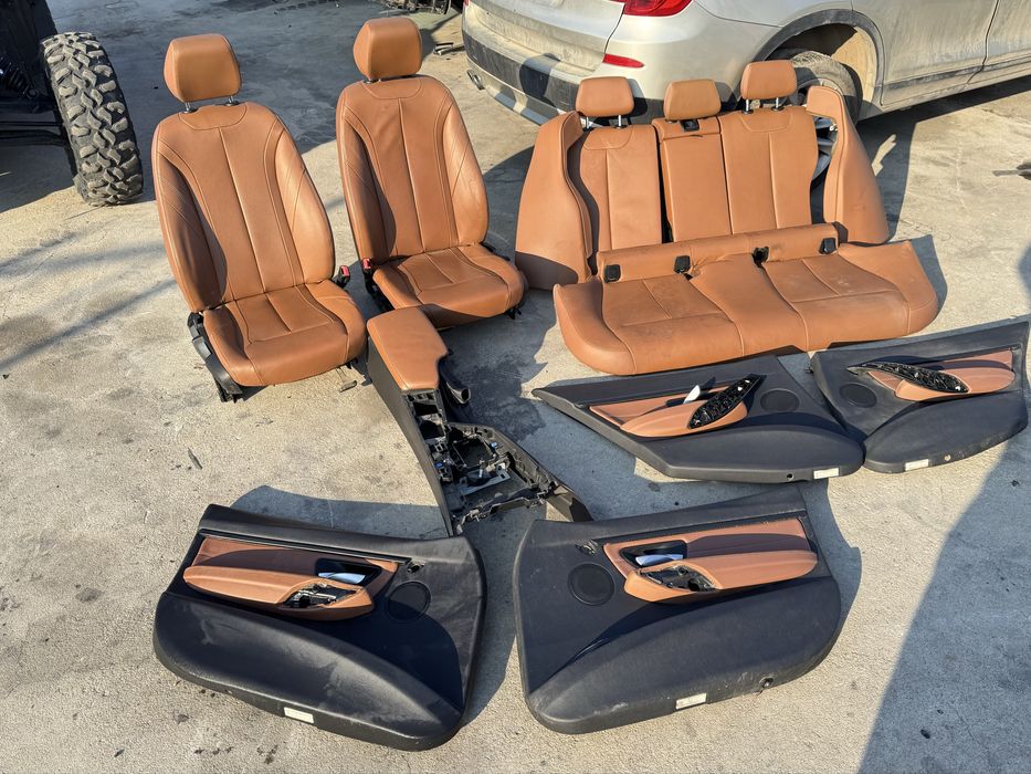 BMW F30 Кожен салон