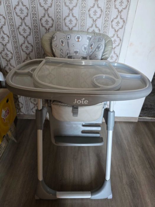 Продам детский стульчик Joie