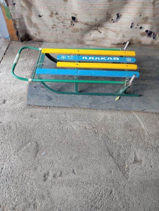 Продаю Санки детские