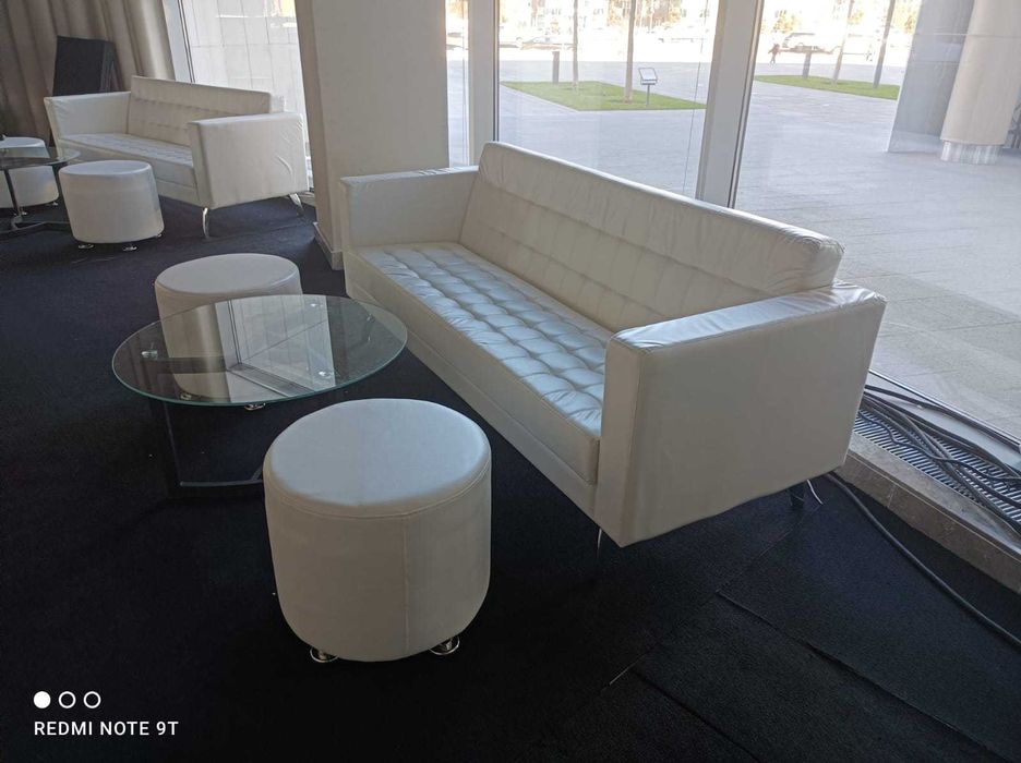 Диваны кресла тумбы трибуны ресепшен стол журнальный аренда/прокат