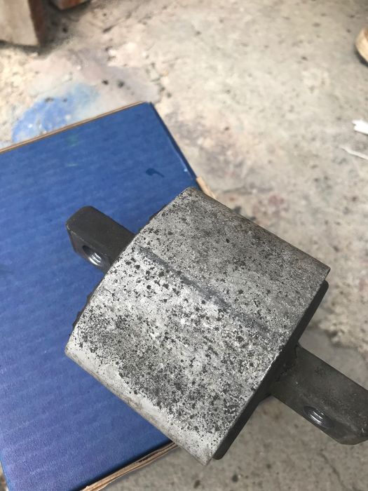 Оригинални тампони за Мотора и Скоростна кутия Мерцедес Mercedes