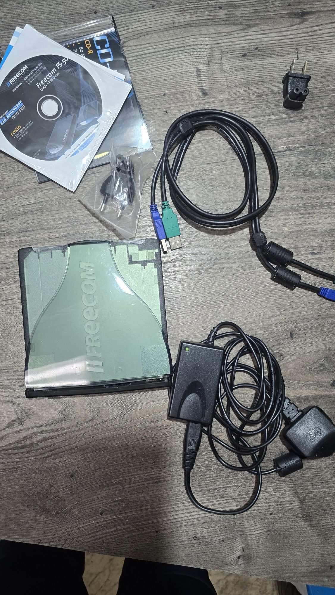 Външнa записвачка CD RW/DVD R Combo