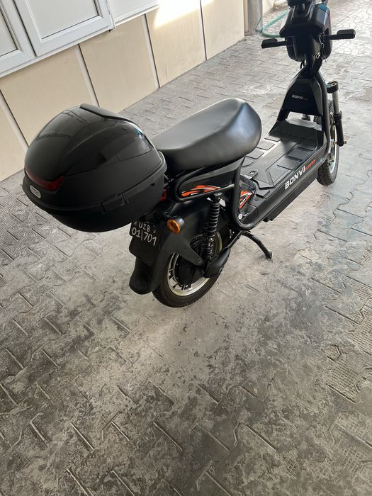 Скутер электронный