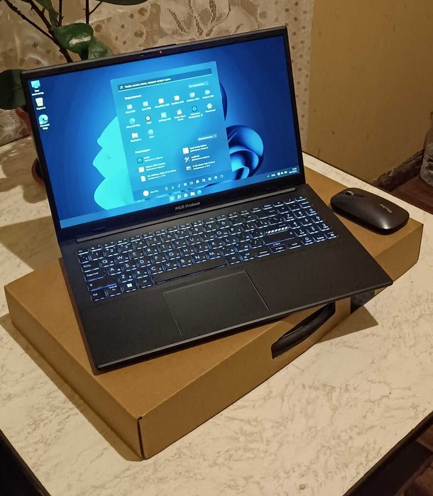 Продается ноутбук ASUS в отличном состоянии