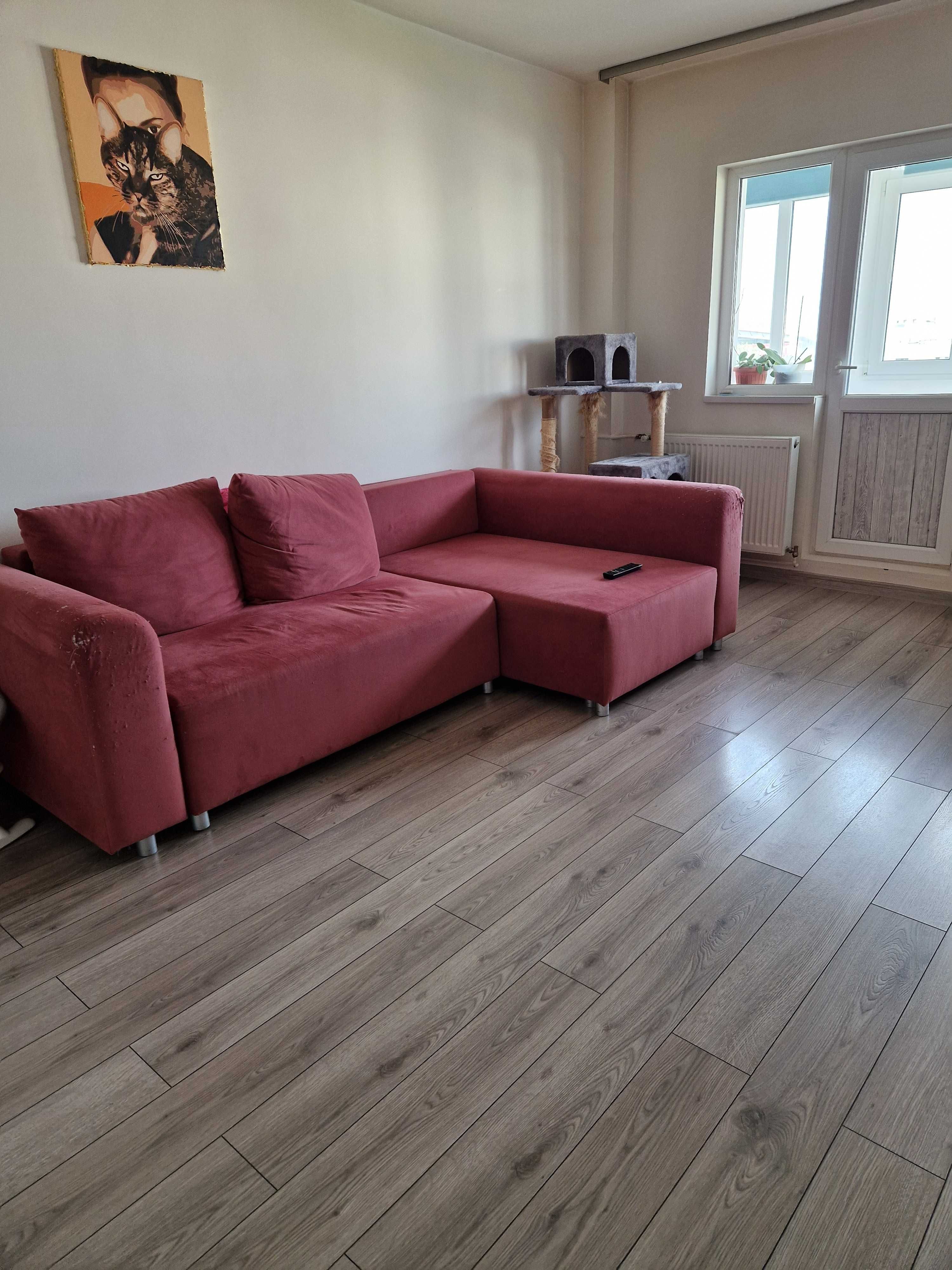 Ampartament decomandat 2 camere + 2 balcoane renovat in totalitate