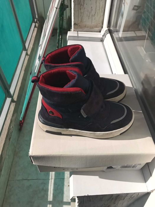 Детски зимни боти Lasocki.28 размер.Отлично състояние.