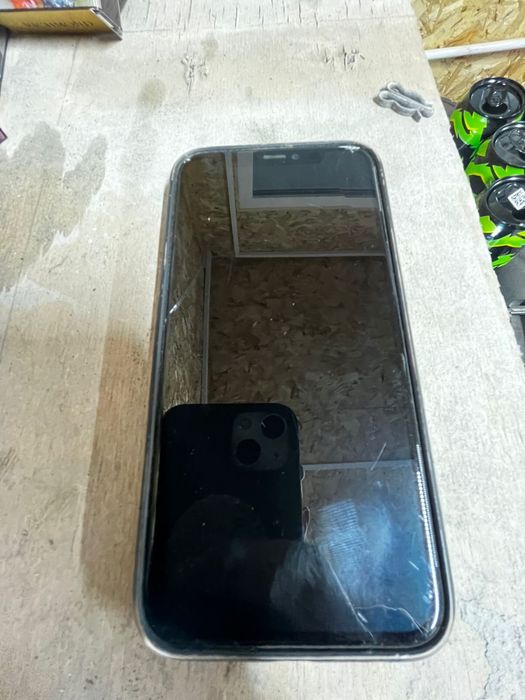 Продам Айфон 11 pro 256gb