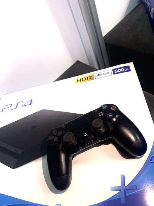 Playstation 4 (PS4) + Jocuri