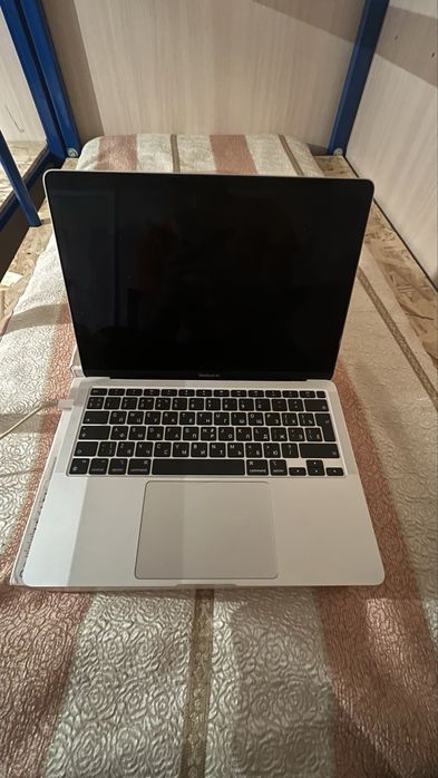 Apple MacBook Air 13 2020