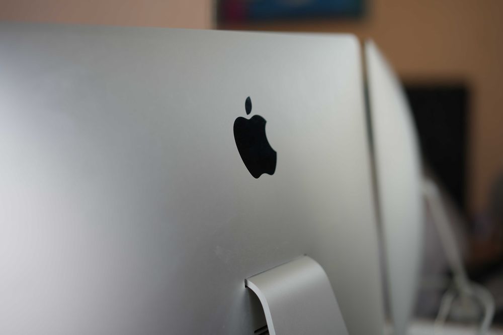 IMac intel core i7 3.6 gh z  16gb ram ddr 4