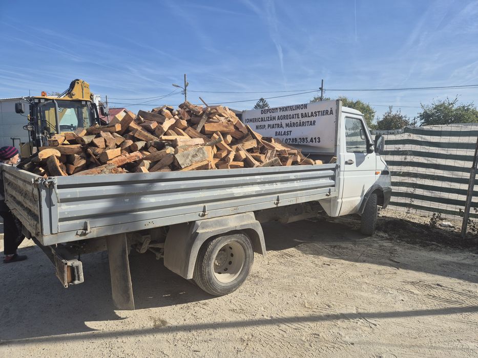 Comercializam agregate nisip piatra 4/8 8/16 16/31 lemne foc
-Piatra 4