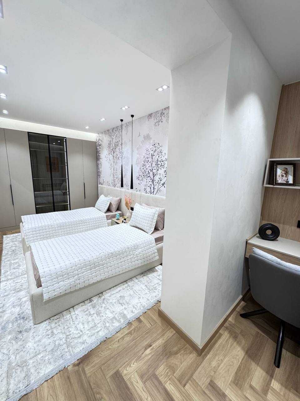 3/4/4 ЦУМ (Ц7),ориентир 110 школа,80м2,Евро Люкс