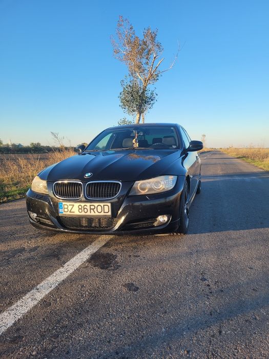 BMW seria 3 e90 anul 2011 luna11