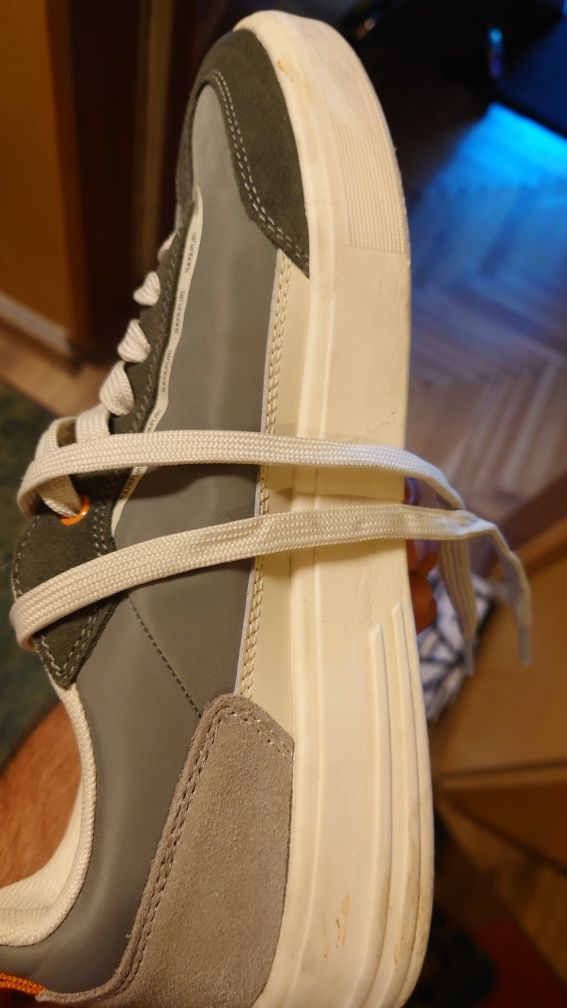 Napapijri trainers size 8 (42)