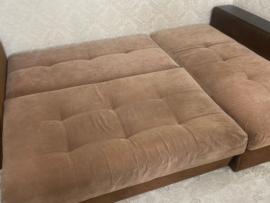 Продам диван в хорошем состоянии