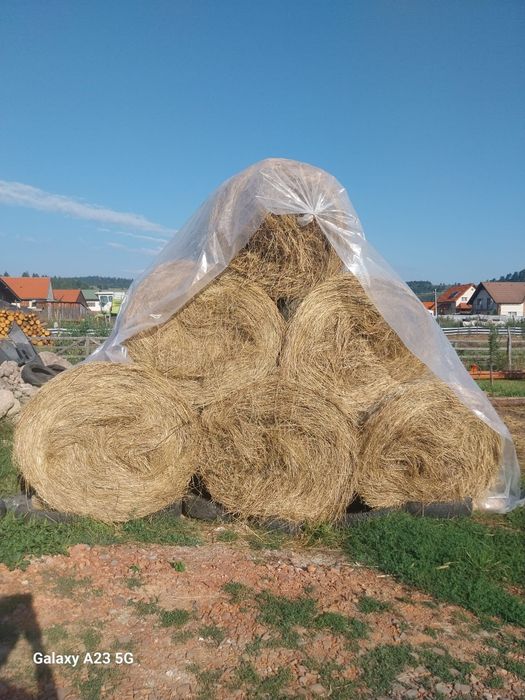 Baloti fan,otava,lucerna.Rotunzi cate 40 drept.500.transport inclus>RO