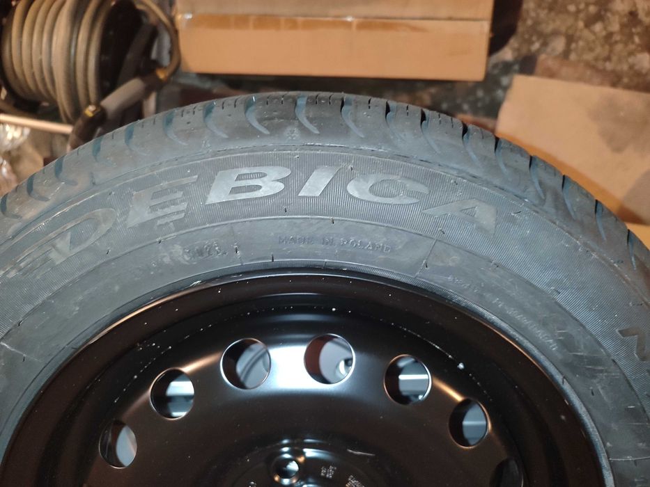 Алуминиеви джанти за VW Up 5,5Jx15 ET40+центр. капачки+резервна гума.