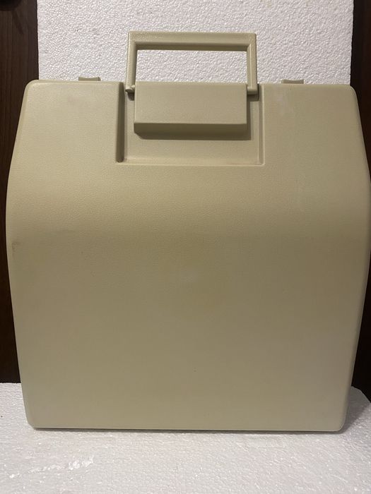 Masina de scris privileg 180TR