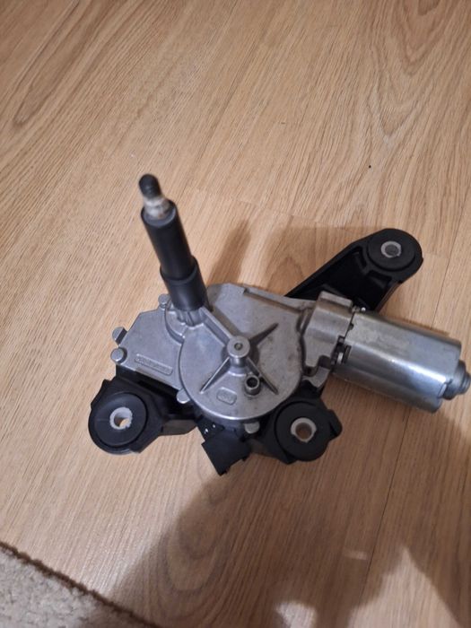 Моторче за задна чистачка