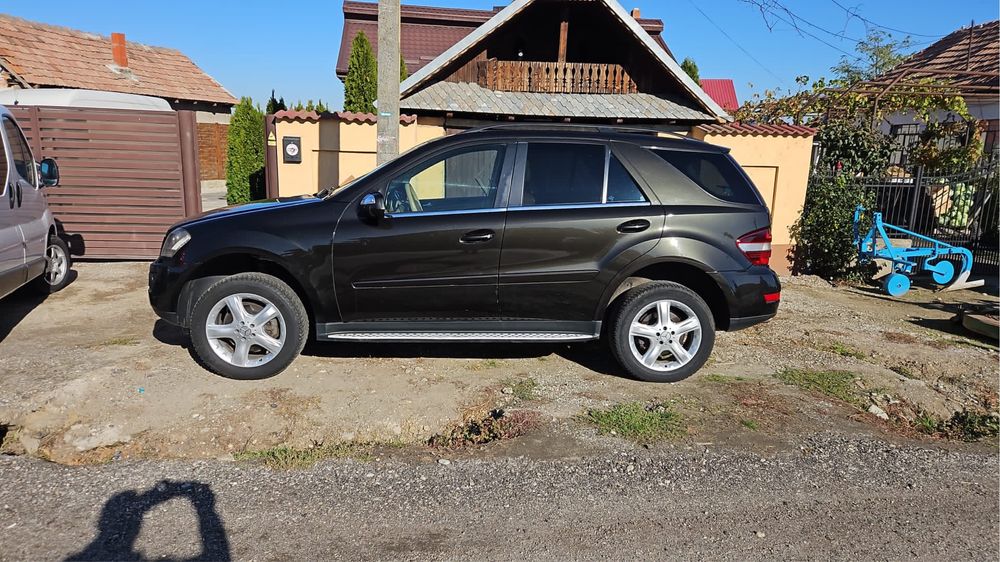 Mercedes ML 320/ variante