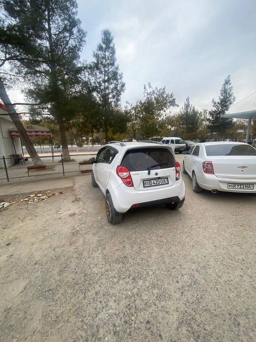 Spark avtomat karobka xolati yaxwi  kelishamiz