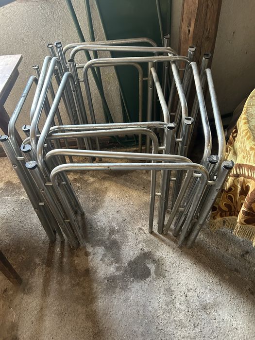 Столови и маси от тръбна алпака