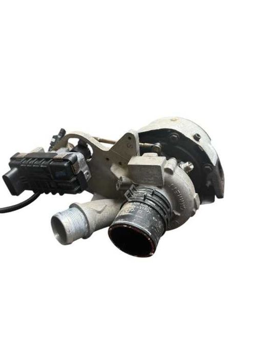 Turbina Audi Q7 Volkswagen Touareg 4.2 057145874J Dreapta