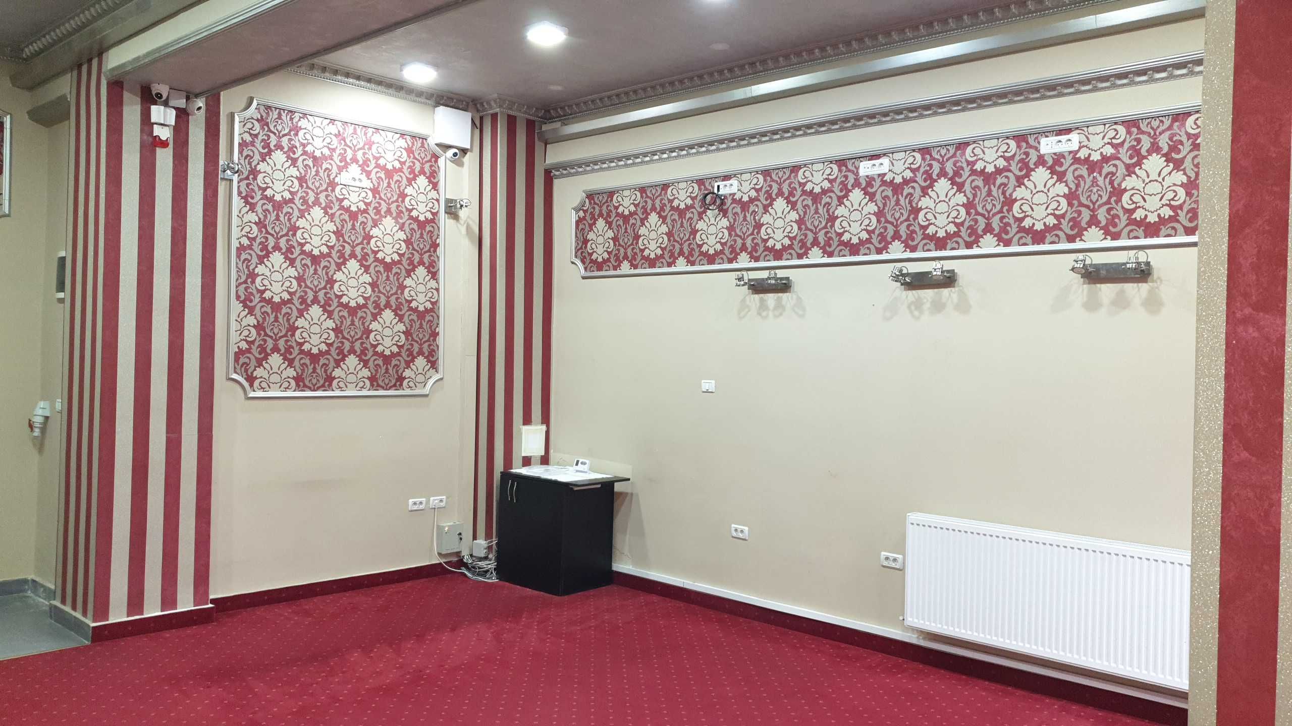 Dau in chirie spatiu comercial amenajat Arad, Poetului