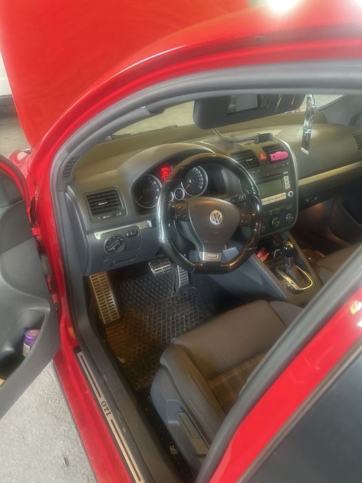 Wv golf gti 2000cm 200 cp