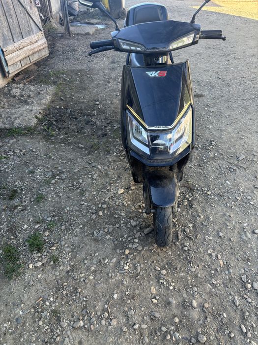 Scuter electric