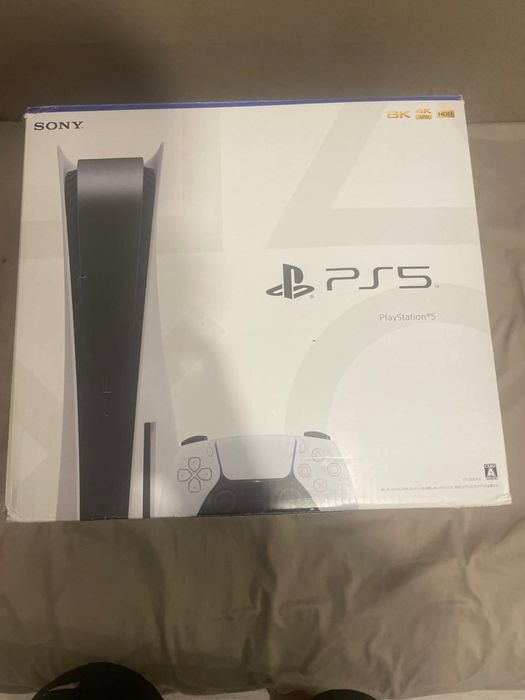 PlayStation 5 с дисководом PS5 с двумя джойстиками