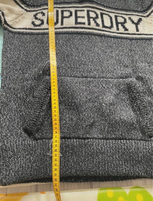 Pulover/hanorac superdry (M)