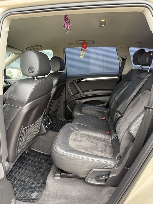 AUDI Q7 / facelift / full led / 3.0d / E5 /Km Reali / Fără Daune !
