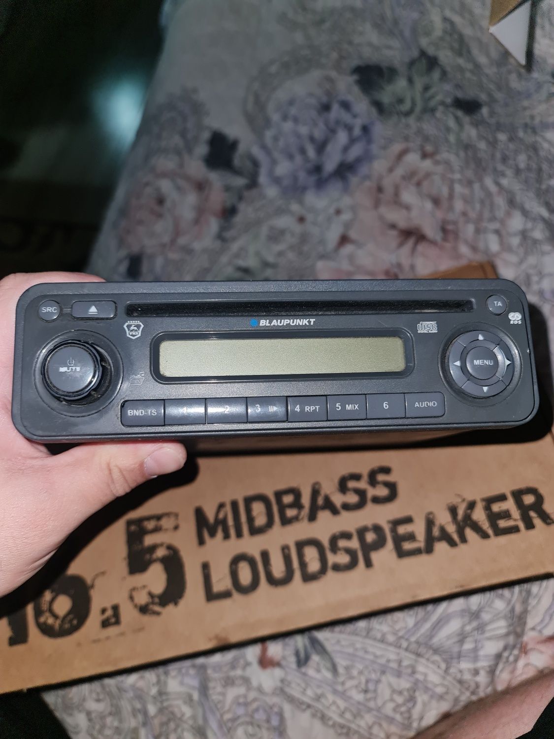 Штатная магнитола Blaupunkt на Газ-31105 комплект евросалон