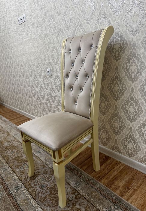 Стол стул сотилади