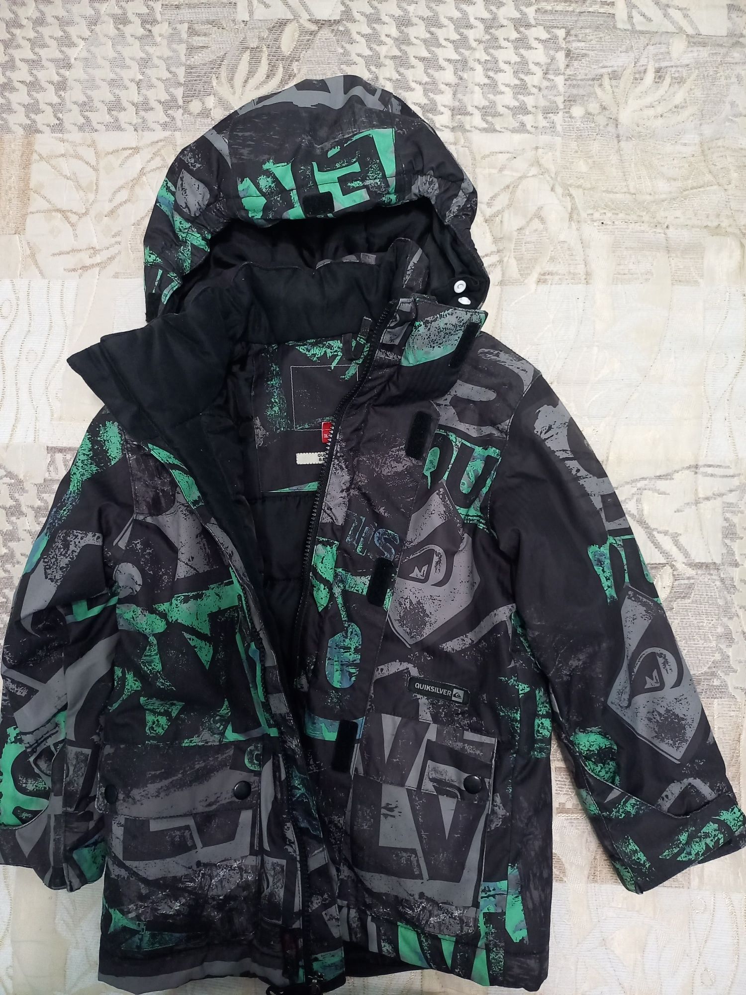 Детско яке quiksilver