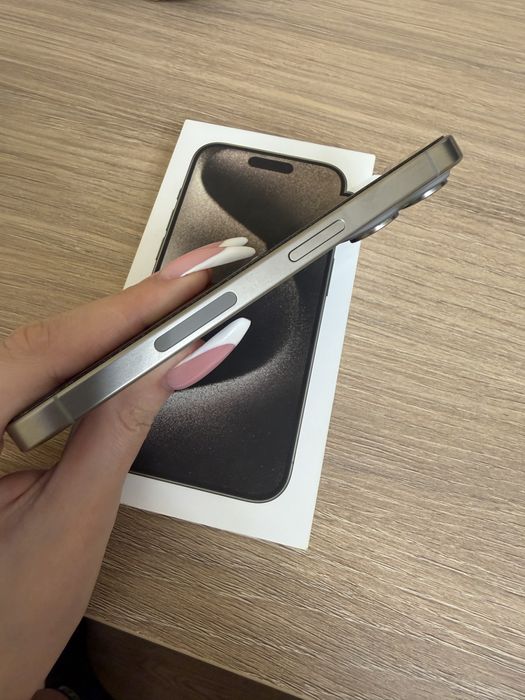 Срочно продается 15 pro 128 gb LL/A состояние идеальное