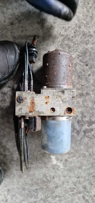 Pompa Trapa Vw Eos cod 1Q0871789C