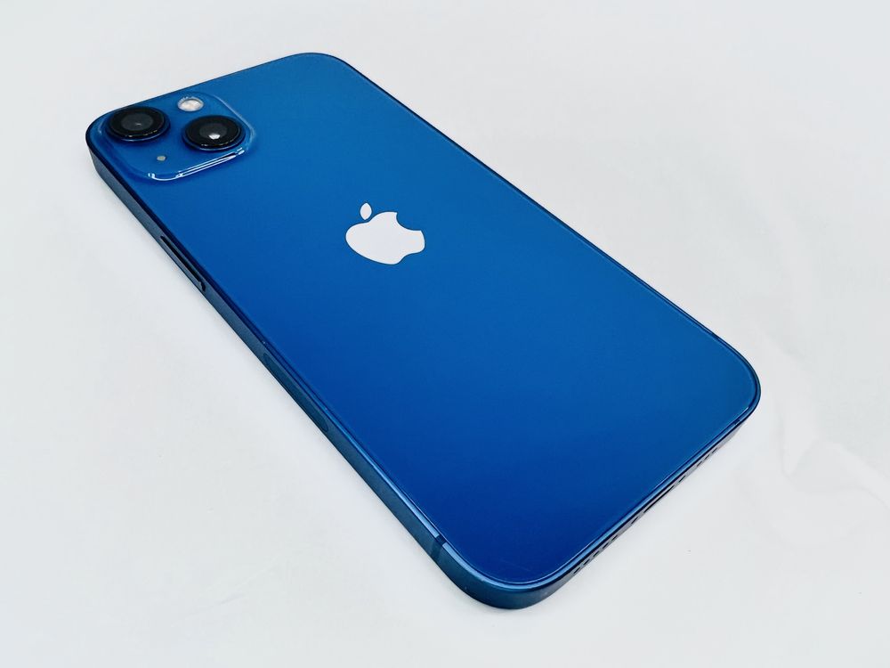 Apple iPhone 13 128GB Blue Отличен! Гаранция!