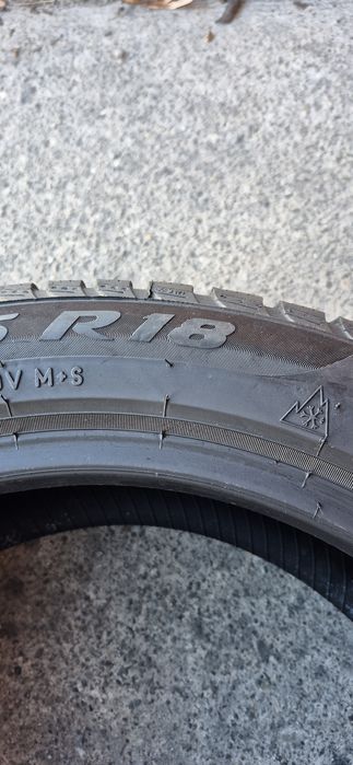 4 anvelope iarna runflat ca si noi Pirelli 245/45/18,dot 2022.Pret/buc