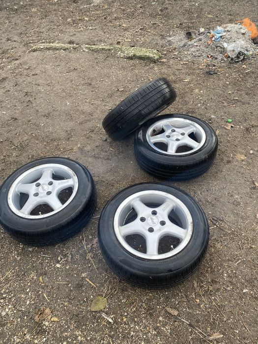 Genti alluett anvelope vara