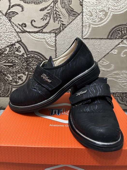 Tiflani женские.