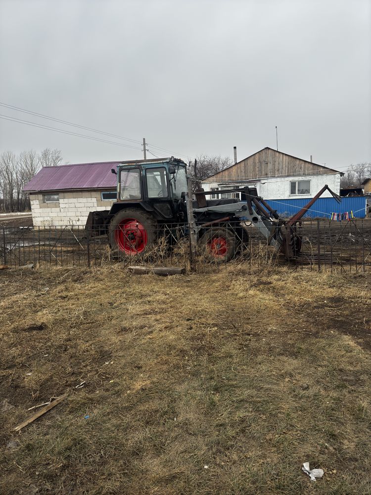 Продам трактор мтз80 камплект