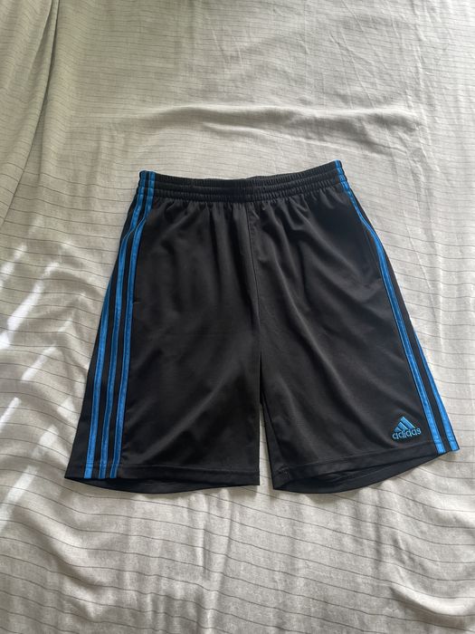 Adidas къси панталони